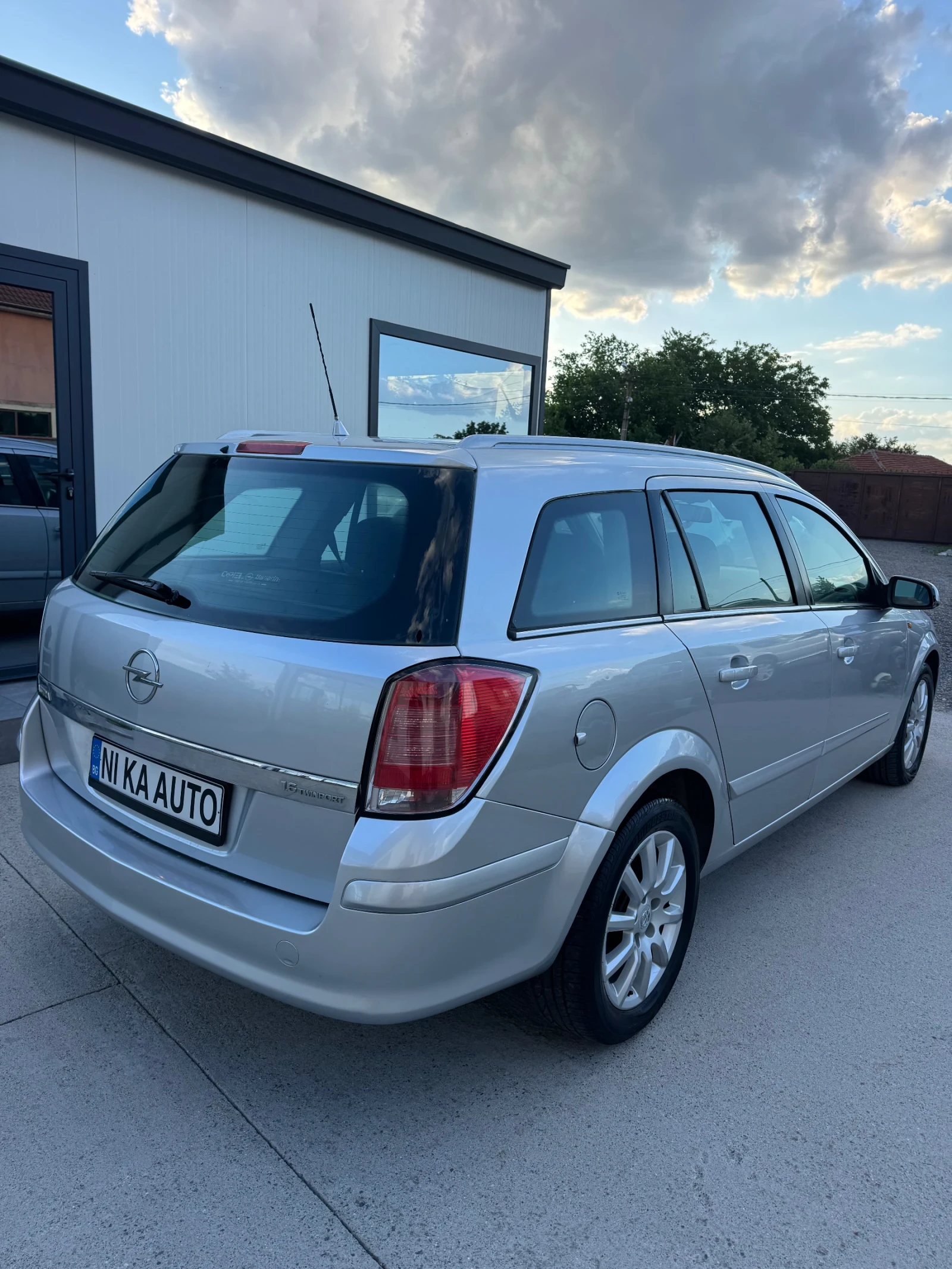 Opel Astra 1.6i  105к.с.   161 000 км внос Италия , снимка 6 - Автомобили и джипове - 55018215