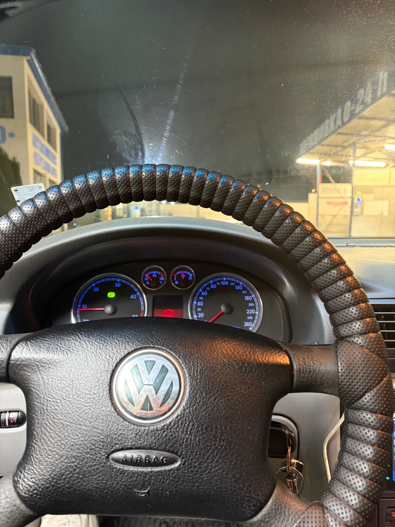 VW Passat, снимка 15 - Автомобили и джипове - 55588670