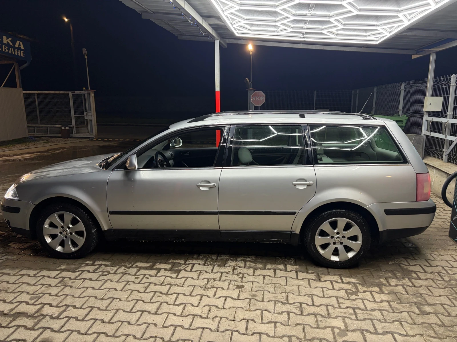 VW Passat, снимка 12 - Автомобили и джипове - 55588670
