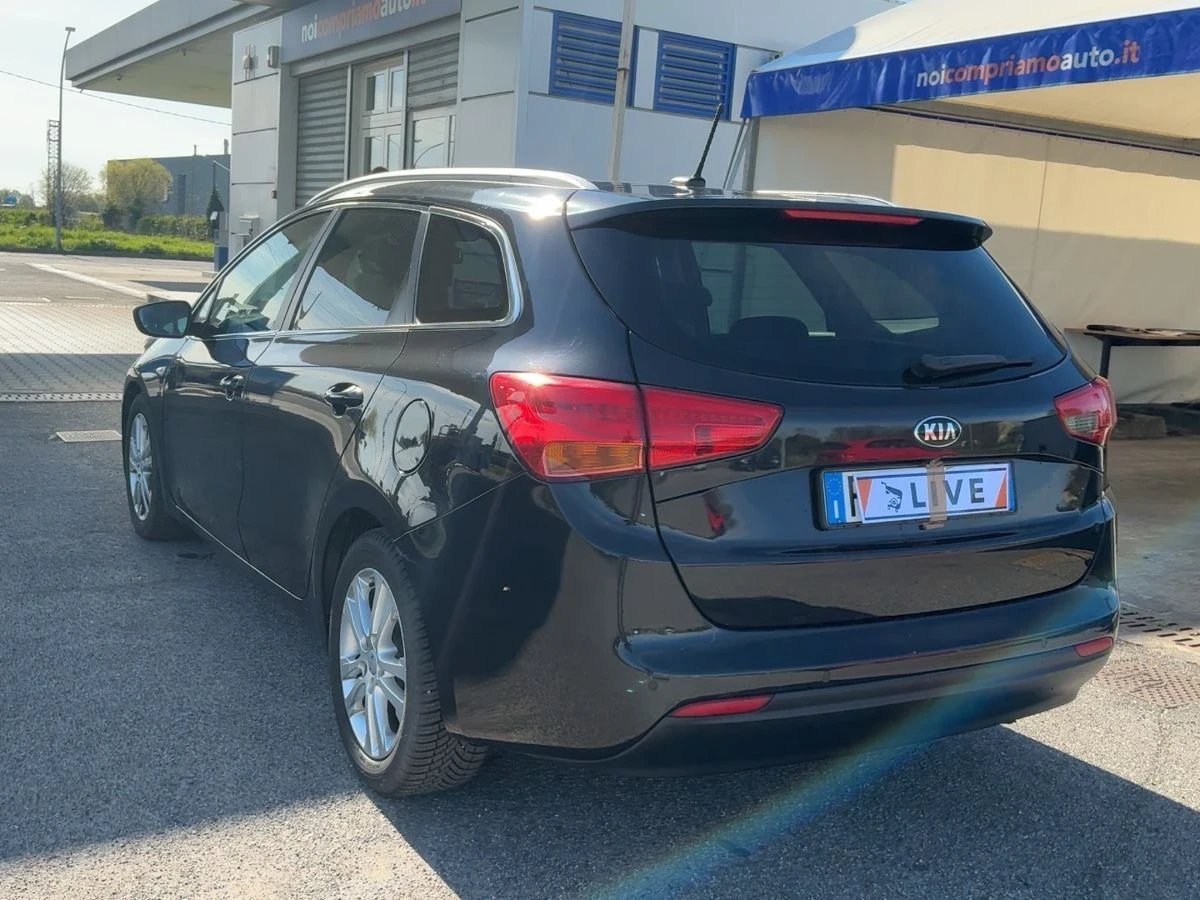 Kia Ceed, снимка 2 - Автомобили и джипове - 55573494