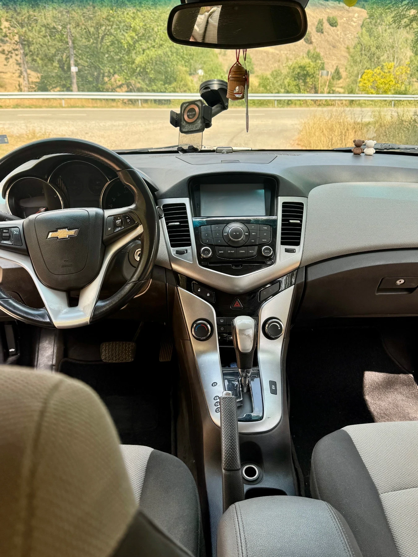 Chevrolet Cruze 2.0, снимка 6 - Автомобили и джипове - 55802923