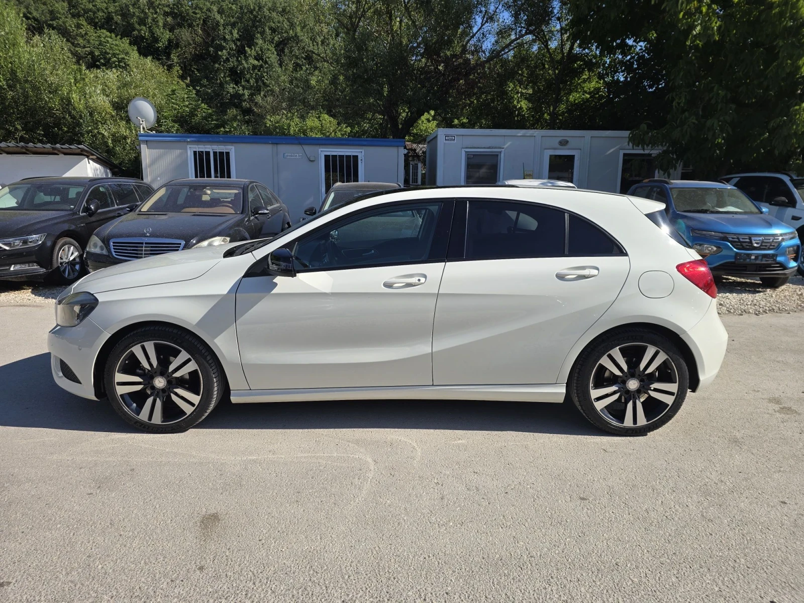 Mercedes-Benz A 160 CDI 105к.с Панорама Кожа , снимка 7 - Автомобили и джипове - 55830561