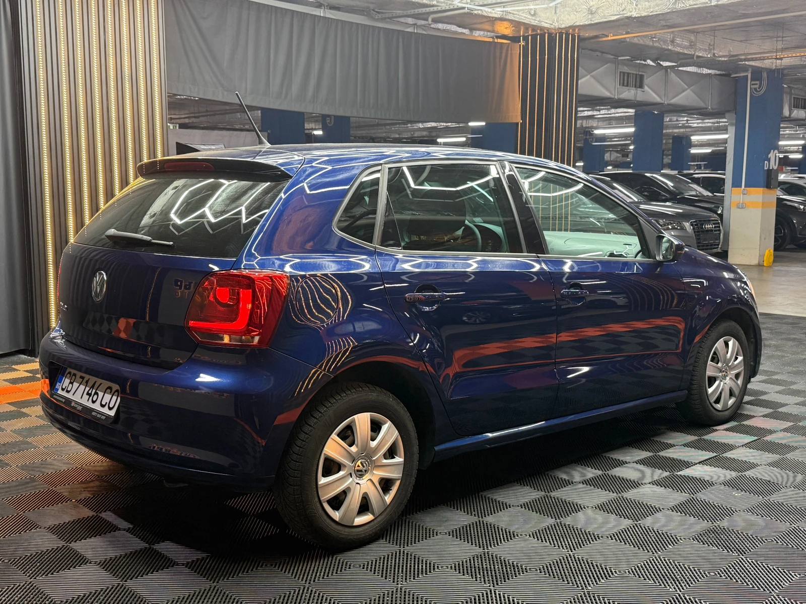 VW Polo 1.2i 60 к.с., снимка 5 - Автомобили и джипове - 56007716