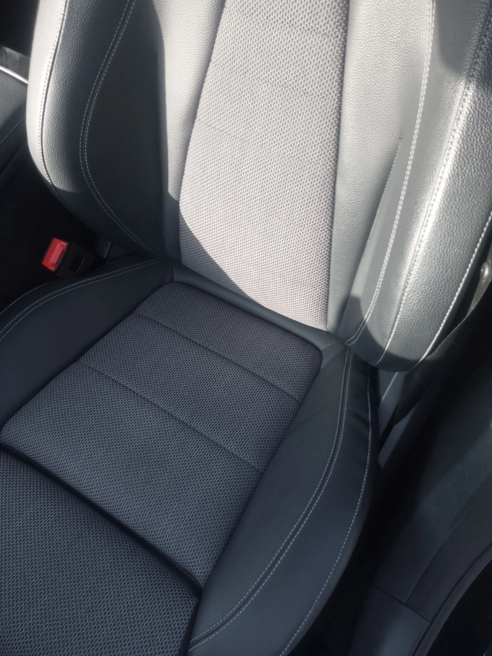 Mercedes-Benz E 220 W213, снимка 8 - Автомобили и джипове - 56014303