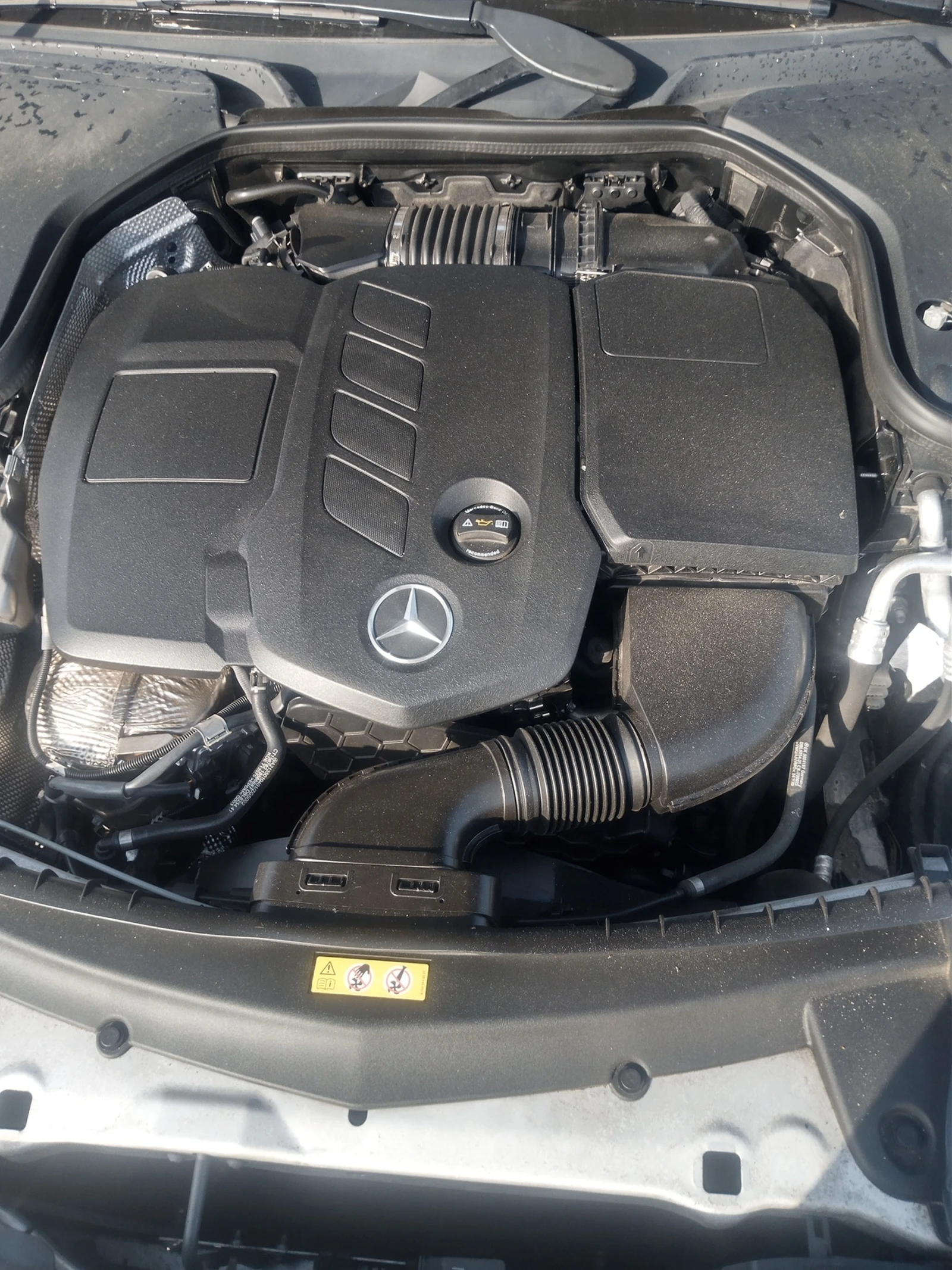 Mercedes-Benz E 220 W213, снимка 6 - Автомобили и джипове - 56014303
