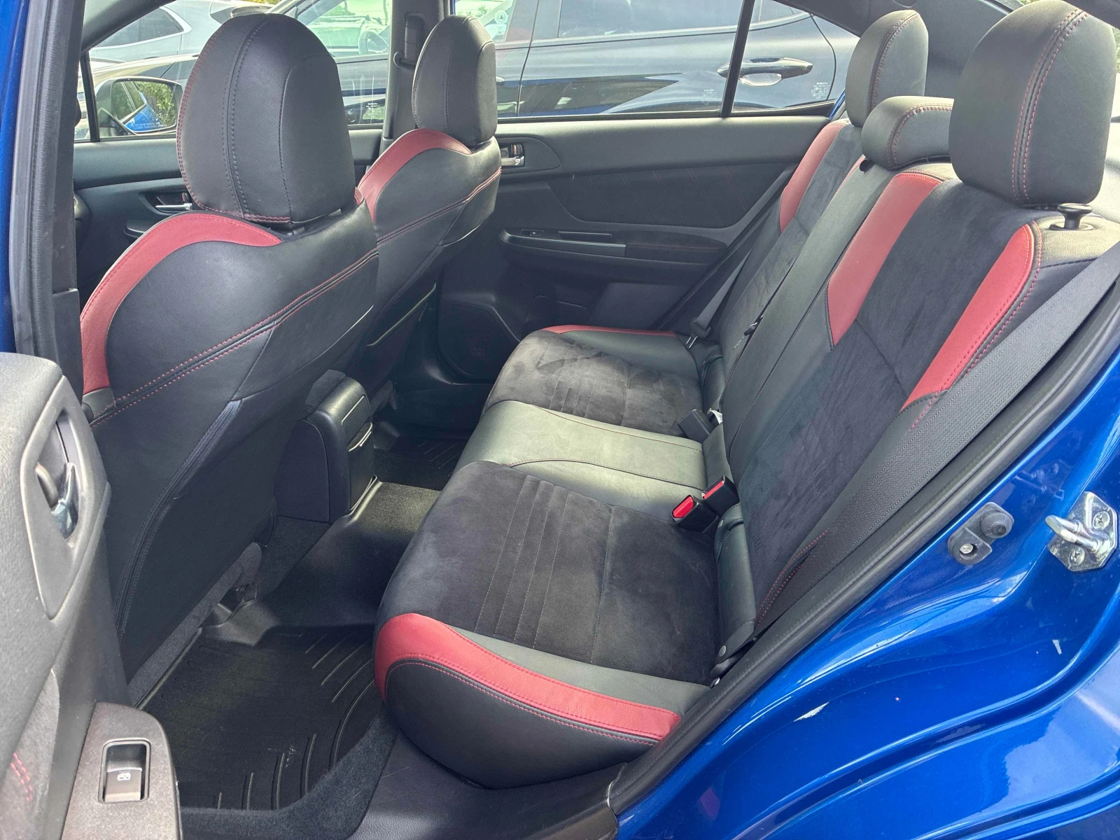 Subaru WRX * STI * CARFAX * ����� �� ����������� | Mobile.bg � ����������� 12