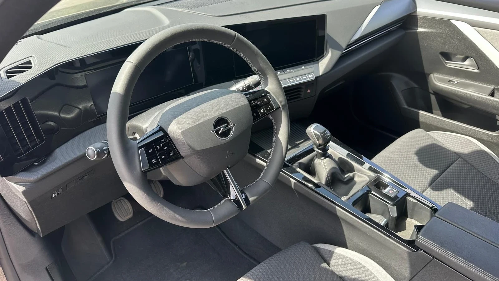Opel Astra, снимка 7 - Автомобили и джипове - 56482704