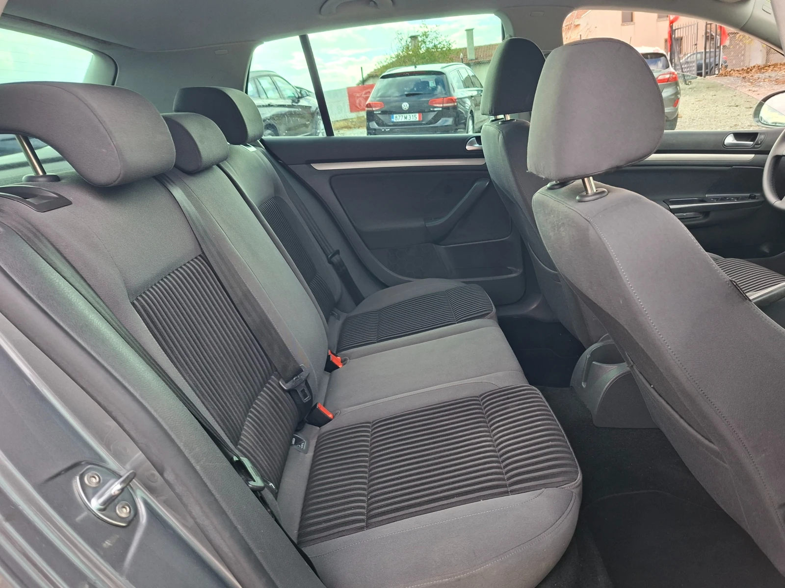VW Golf 1.9TDI* 6-SPEED* SPORT-LINE* 36�. � 114EUR.*  | Mobile.bg � ����������� 13