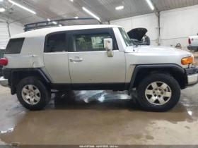 Toyota Fj cruiser 4x4* Автоматик* Идеален за Газ* Крайна цена - 17800 лв. - 31805571 | Car24.bg