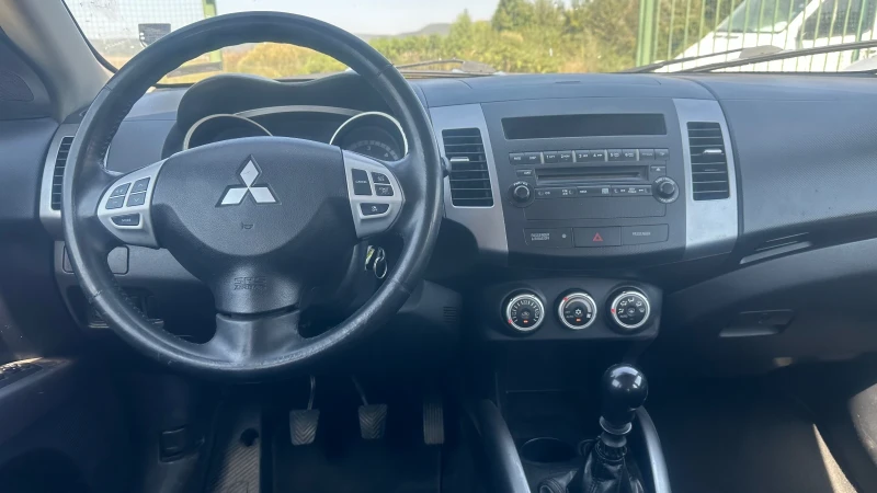 Mitsubishi Outlander 2.0TDI 4x4 БАРТЕР ЛИЗИНГ, снимка 7 - Автомобили и джипове - 47499100