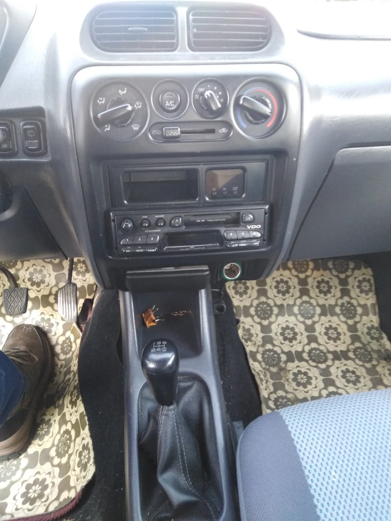 Daihatsu Terios, снимка 4 - Автомобили и джипове - 48721120