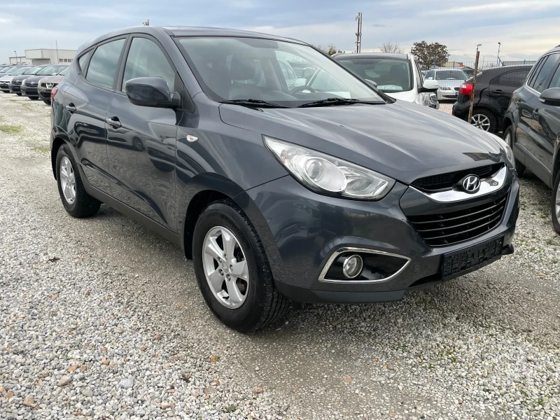 Hyundai IX35 1.6 бензин навигация кожа , снимка 3 - Автомобили и джипове - 52368411