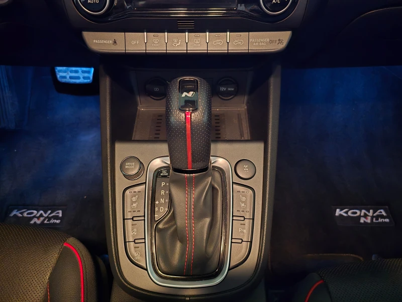 Hyundai Kona N-Line/1.6T/AWD/Full, снимка 11 - Автомобили и джипове - 51631704