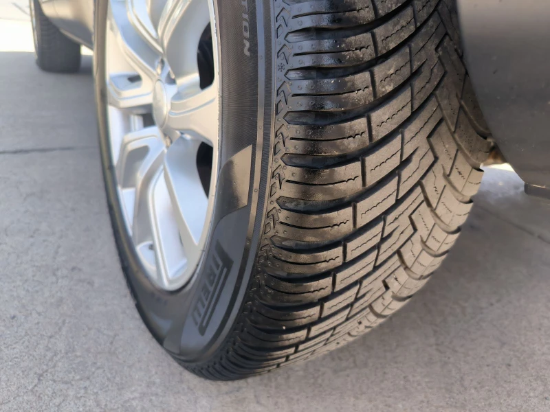 Land Rover Range Rover Evoque 2.0d-Navi-Kamera-Euro-6B, снимка 8 - Автомобили и джипове - 51733566