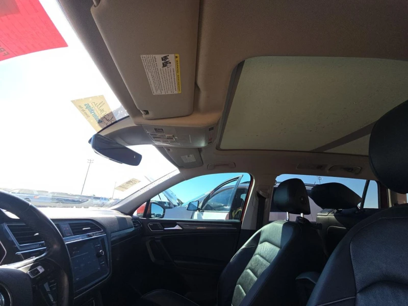 VW Tiguan Lane assist* Keyless* 7 Местна* Fender Музика* 4Х4, снимка 13 - Автомобили и джипове - 52317899