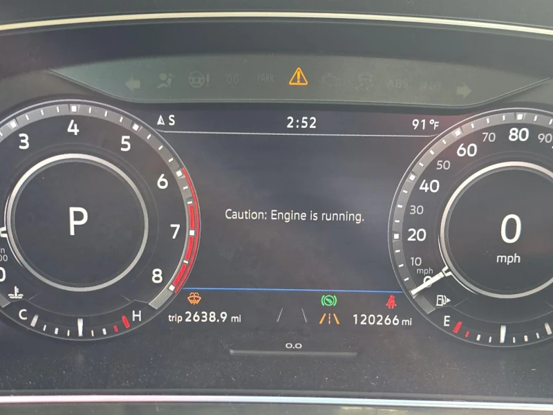 VW Tiguan Lane assist* Keyless* 7 Местна* Fender Музика* 4Х4, снимка 9 - Автомобили и джипове - 52317899