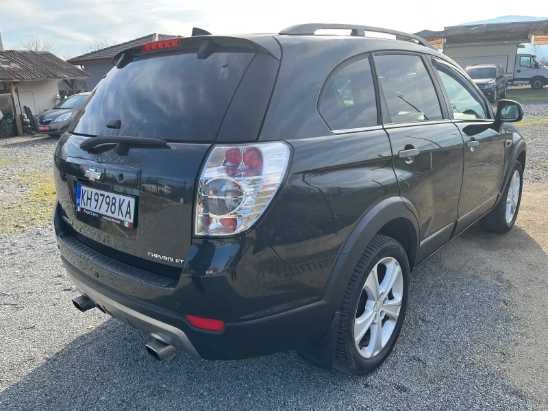 Chevrolet Captiva 2.2D Нави/4x4, снимка 5 - Автомобили и джипове - 52854423