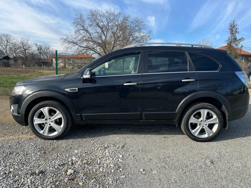 Chevrolet Captiva 2.2D Нави/4x4, снимка 4 - Автомобили и джипове - 52854423