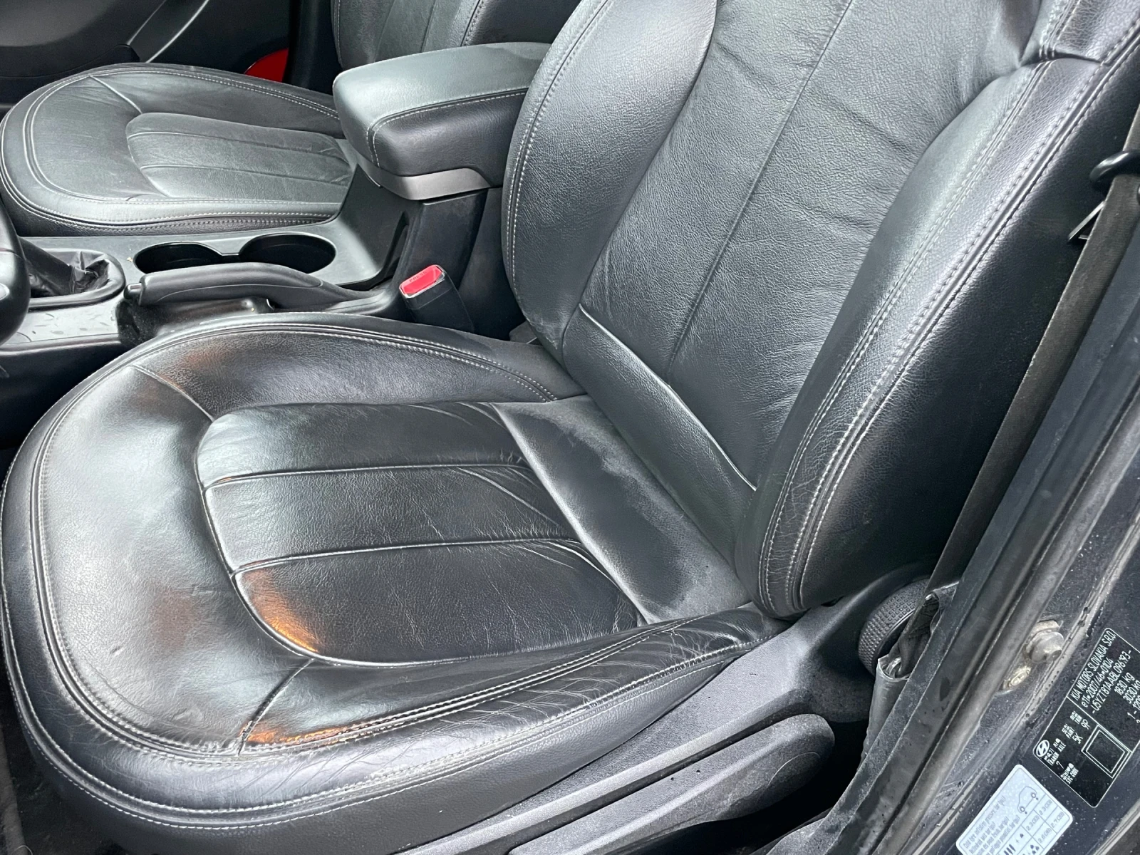 Hyundai IX35 1.6 бензин навигация кожа  - изображение 9