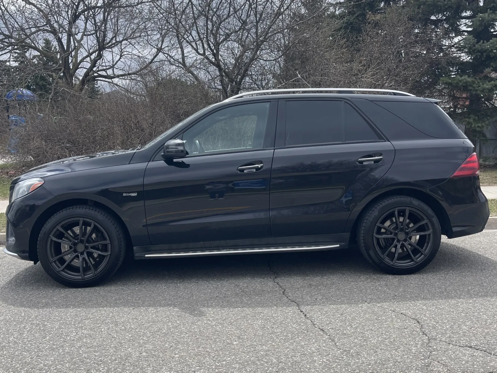 Mercedes-Benz GLE 43 AMG  - изображение 3