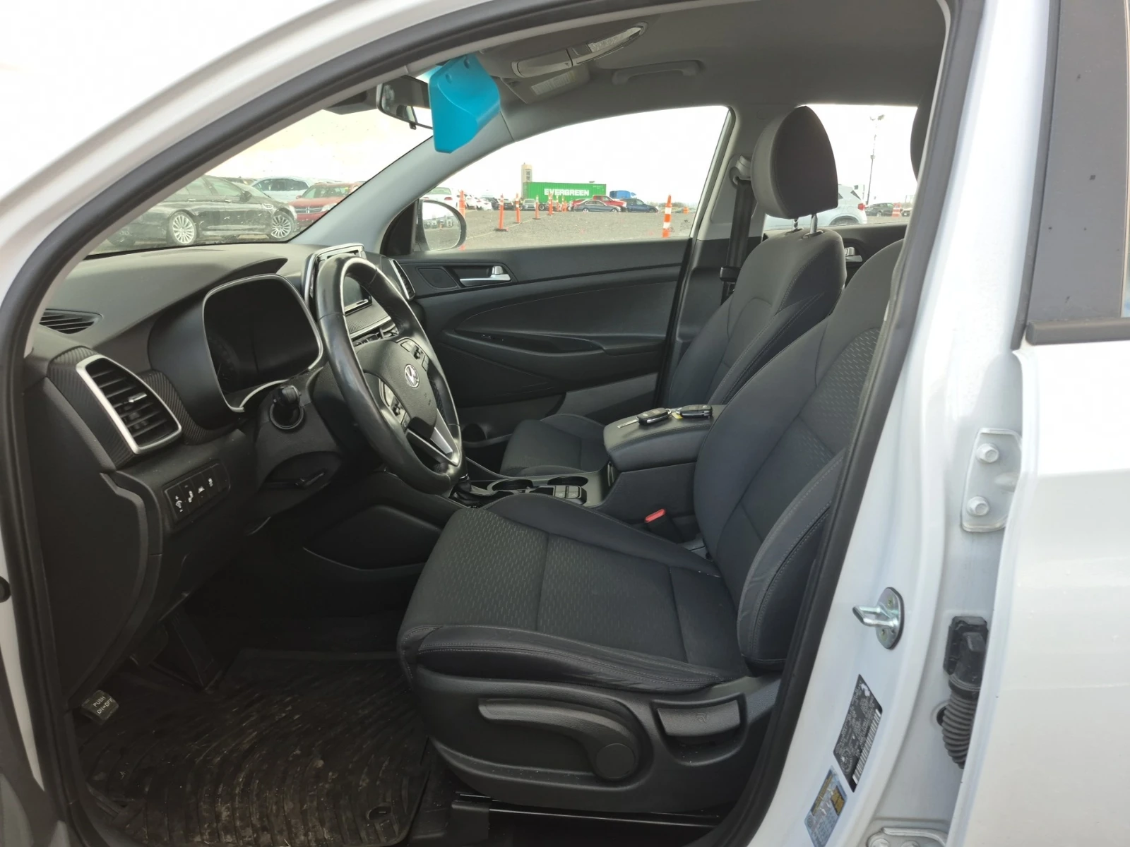 Hyundai Tucson * CARFAX * ОПЦИЯ ЗА ФИНАНСИРАНЕ  - изображение 5