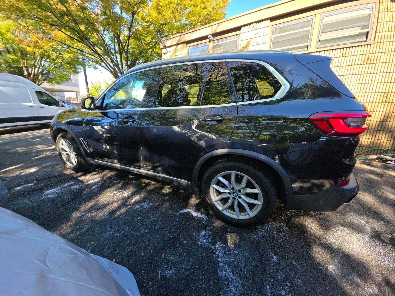 BMW X5  xDrive40i AWD - изображение 3
