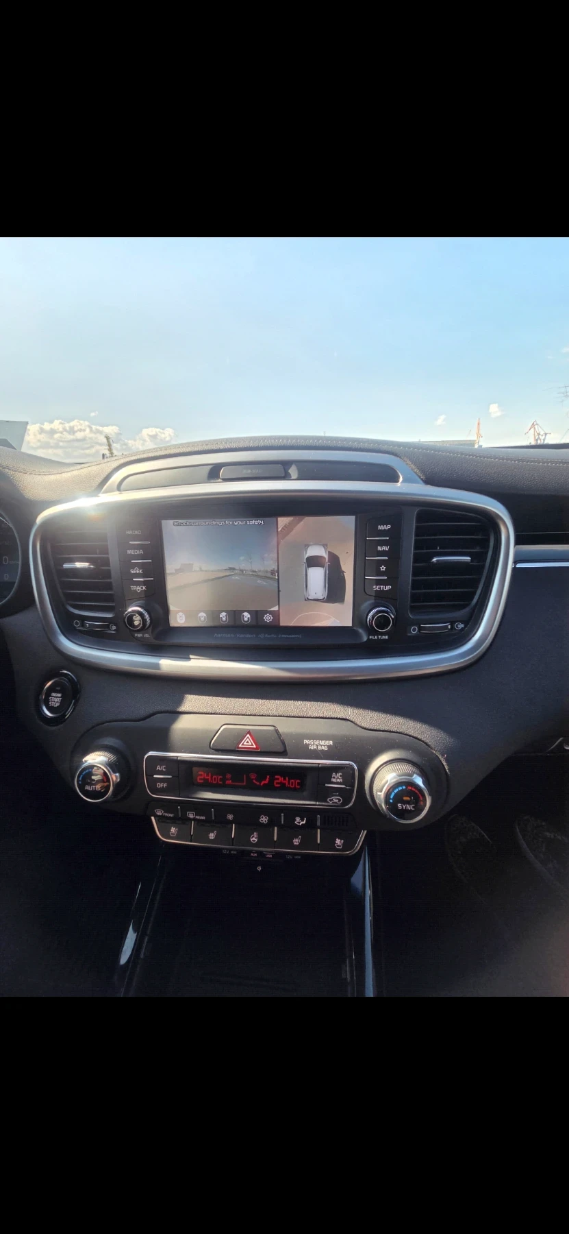 Kia Sorento SXL* 360* ПАНО* 4x4* Keyless* V6* Harman* Distroni, снимка 14 - Автомобили и джипове - 53747561