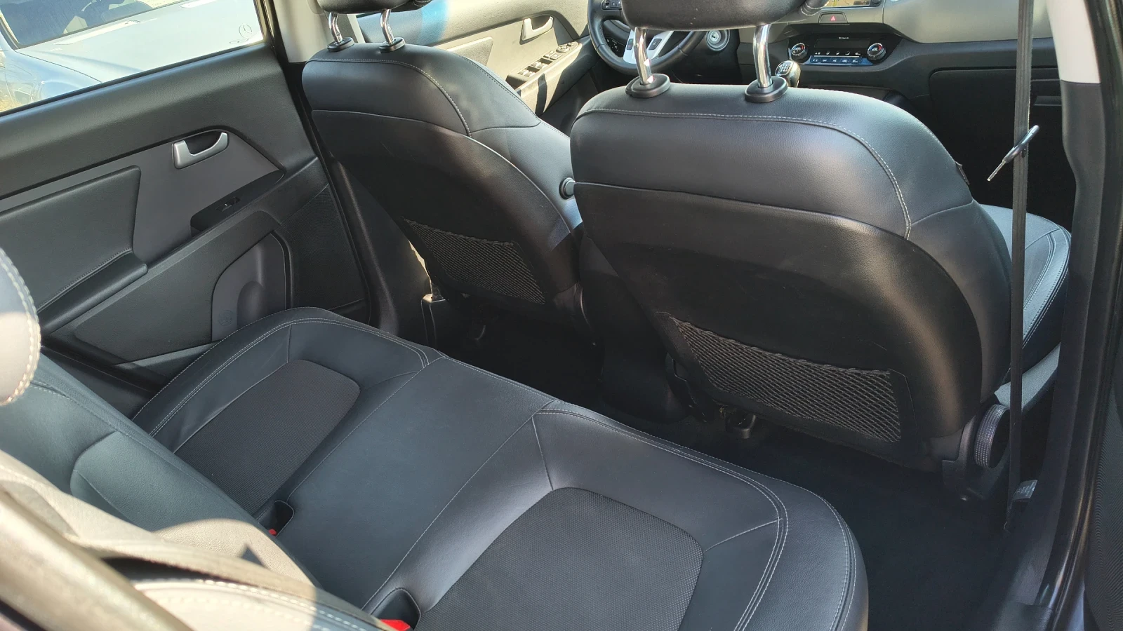 Kia Sportage 1.6 Eco LPG, снимка 16 - Автомобили и джипове - 53748530