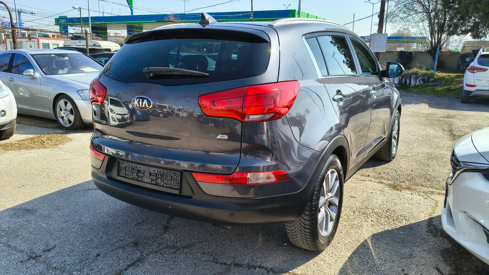 Kia Sportage 1.6 Eco LPG, снимка 7 - Автомобили и джипове - 53748530