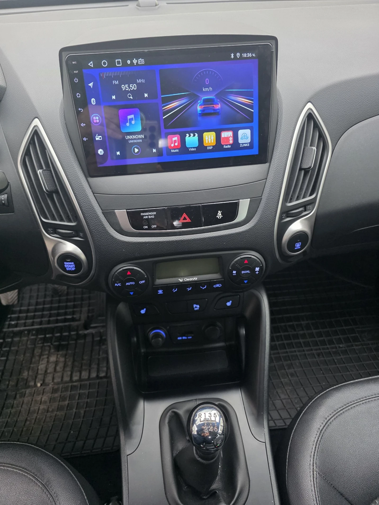 Hyundai IX35 1.7 CRDI, снимка 17 - Автомобили и джипове - 54088208