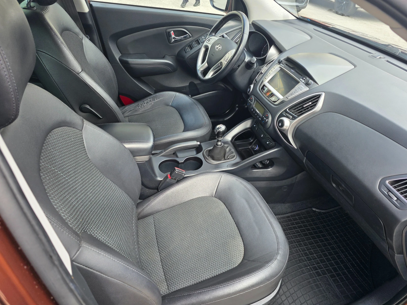 Hyundai IX35 1.7 CRDI | Mobile.bg � ����������� 12