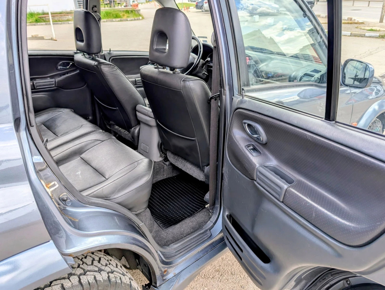 Suzuki Grand vitara, снимка 11 - Автомобили и джипове - 54575746