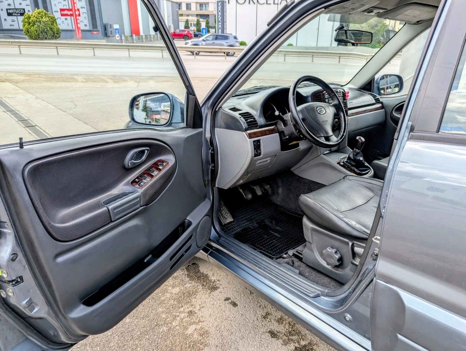 Suzuki Grand vitara, снимка 9 - Автомобили и джипове - 54575746