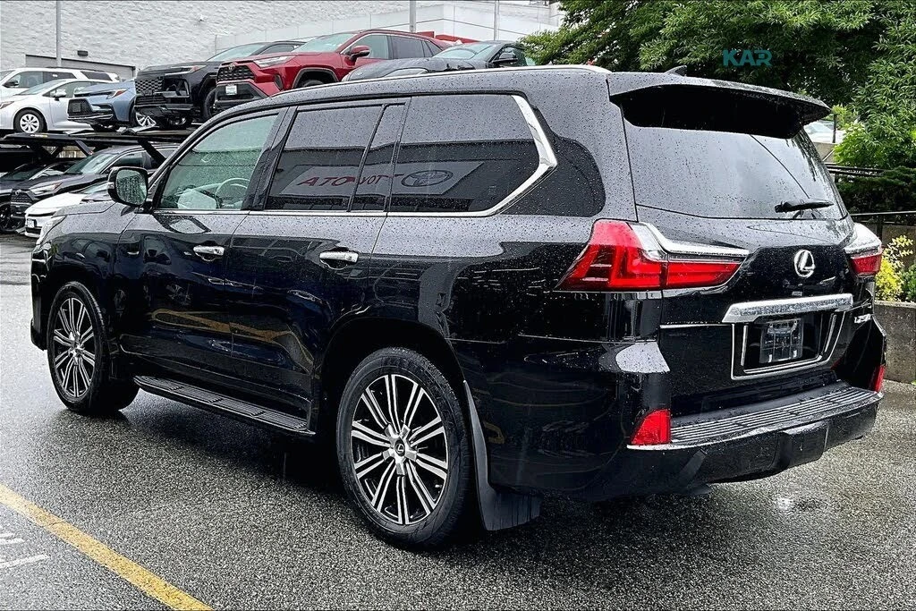 Lexus LX 570 * КОЖА* ПОДГРЕВ* ОБДУХВАНЕ* ПАНОРАМА* FULL* , снимка 6 - Автомобили и джипове - 54752869