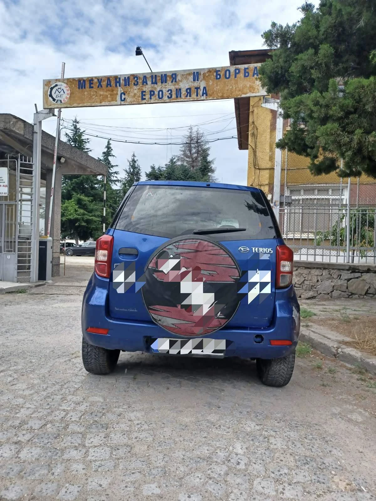 Daihatsu Terios 1.3 бензин* 4х4, снимка 2 - Автомобили и джипове - 55104000