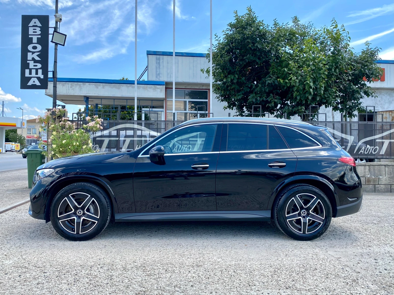 Mercedes-Benz GLC 220 AMG* Key GO* Dis* Digital Light* , снимка 5 - Автомобили и джипове - 55221465