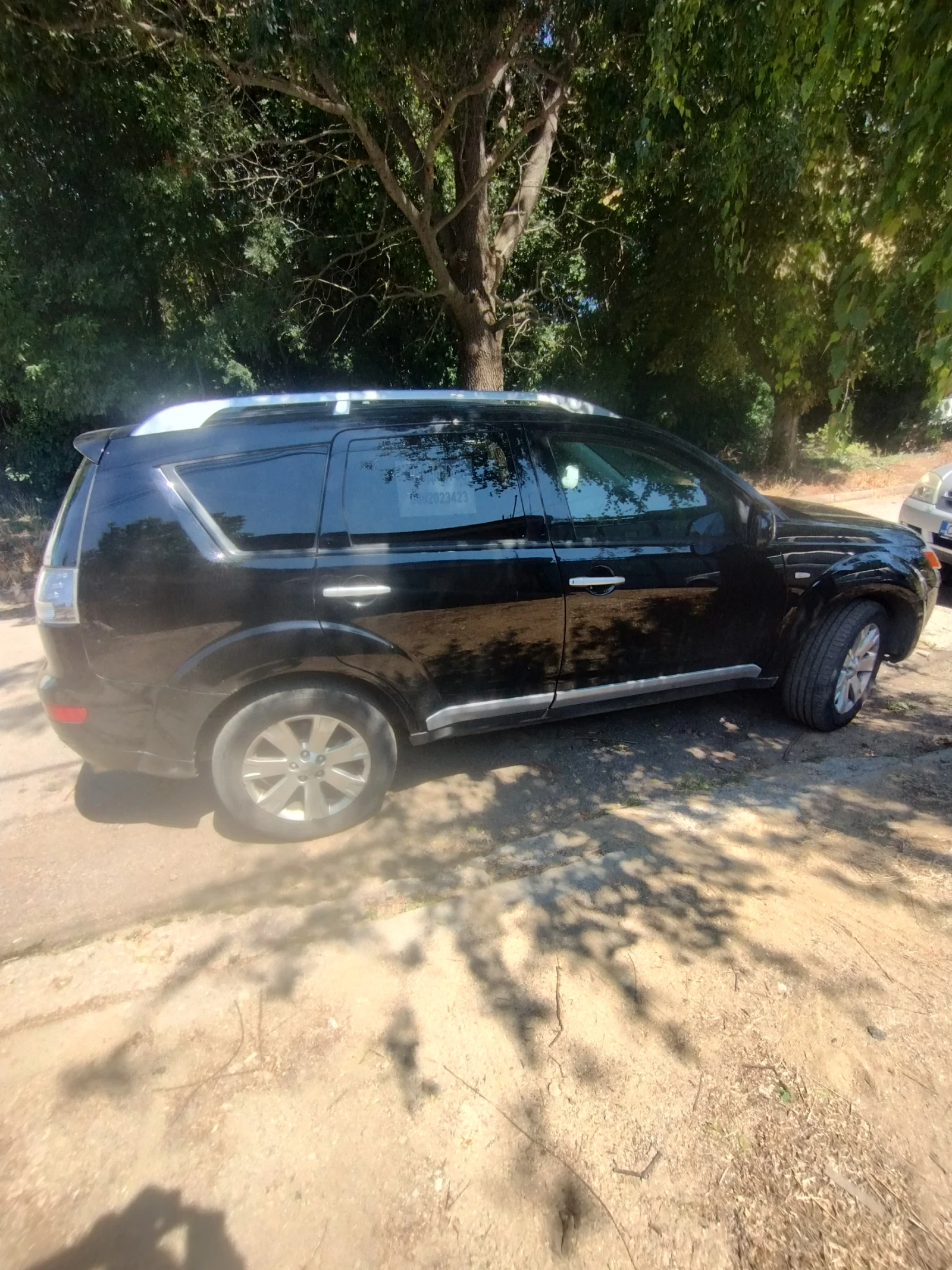 Mitsubishi Outlander, снимка 4 - Автомобили и джипове - 55499776