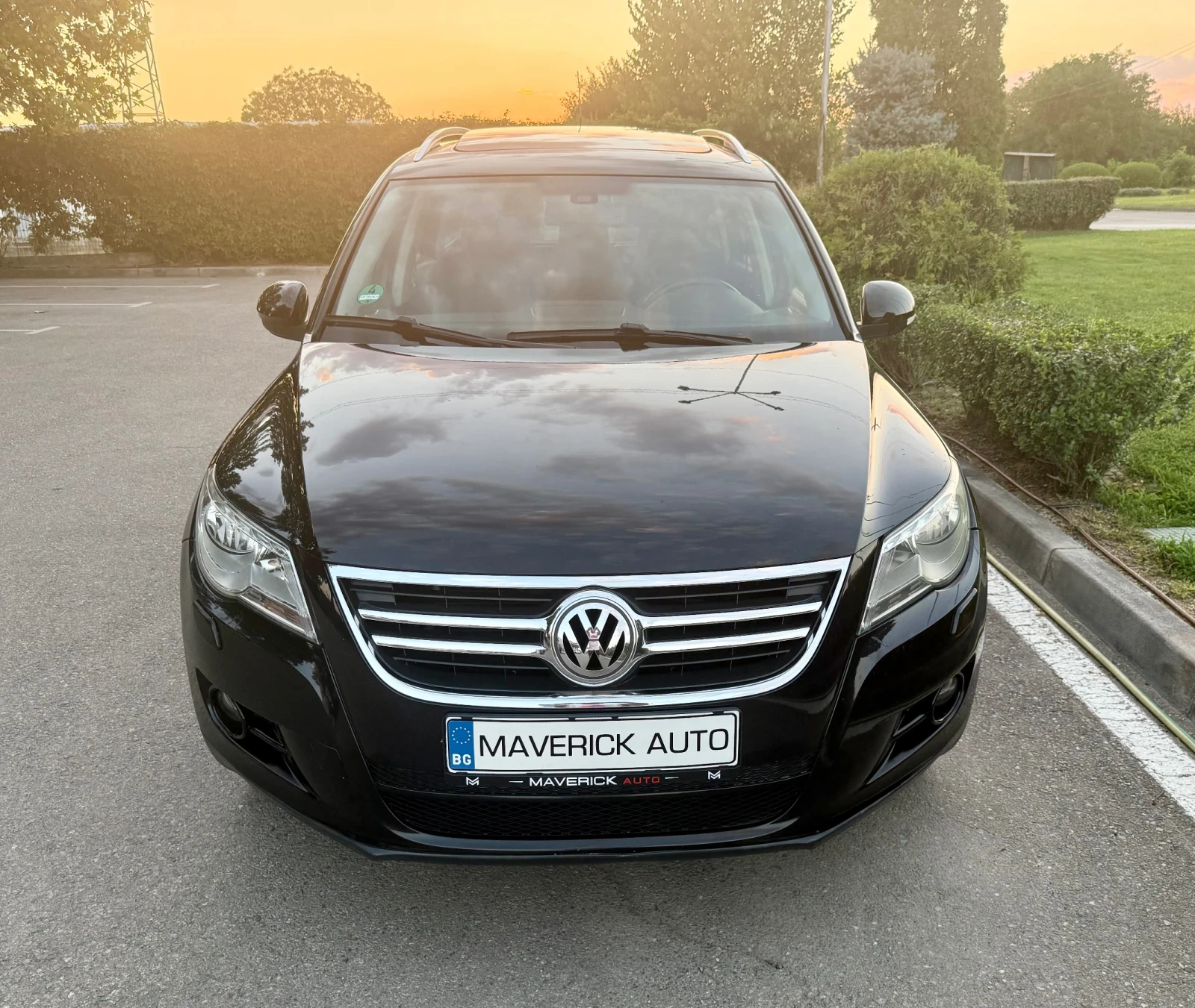 VW Tiguan Панорама Автомат NAVI, снимка 3 - Автомобили и джипове - 55540840