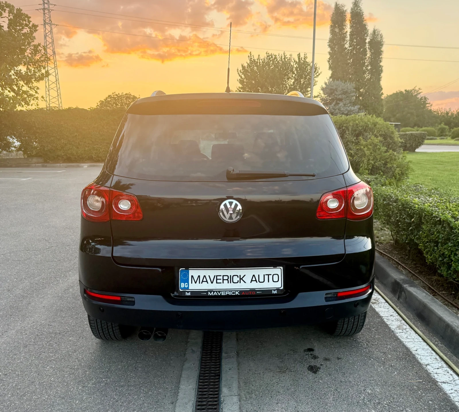 VW Tiguan Панорама Автомат NAVI, снимка 8 - Автомобили и джипове - 55540840