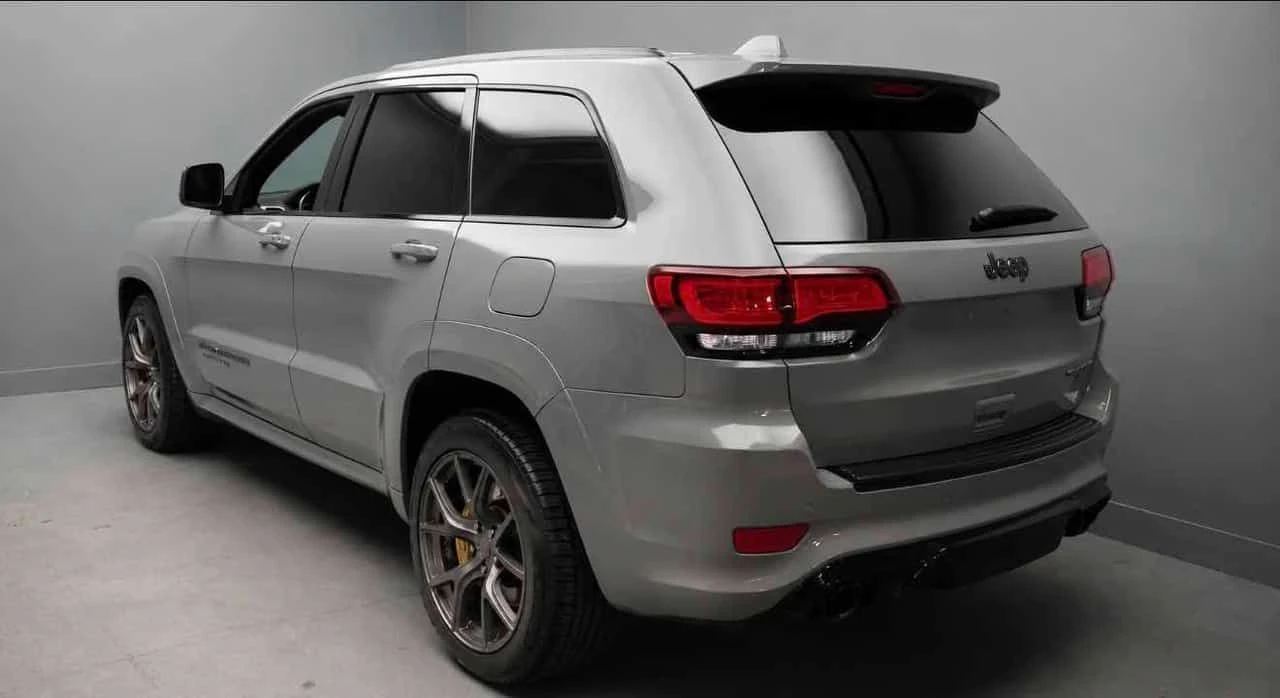 Jeep Grand cherokee Trackhawk SRT / Harman Kardon / DISTRONIC /CARFAX , снимка 4 - Автомобили и джипове - 55650360