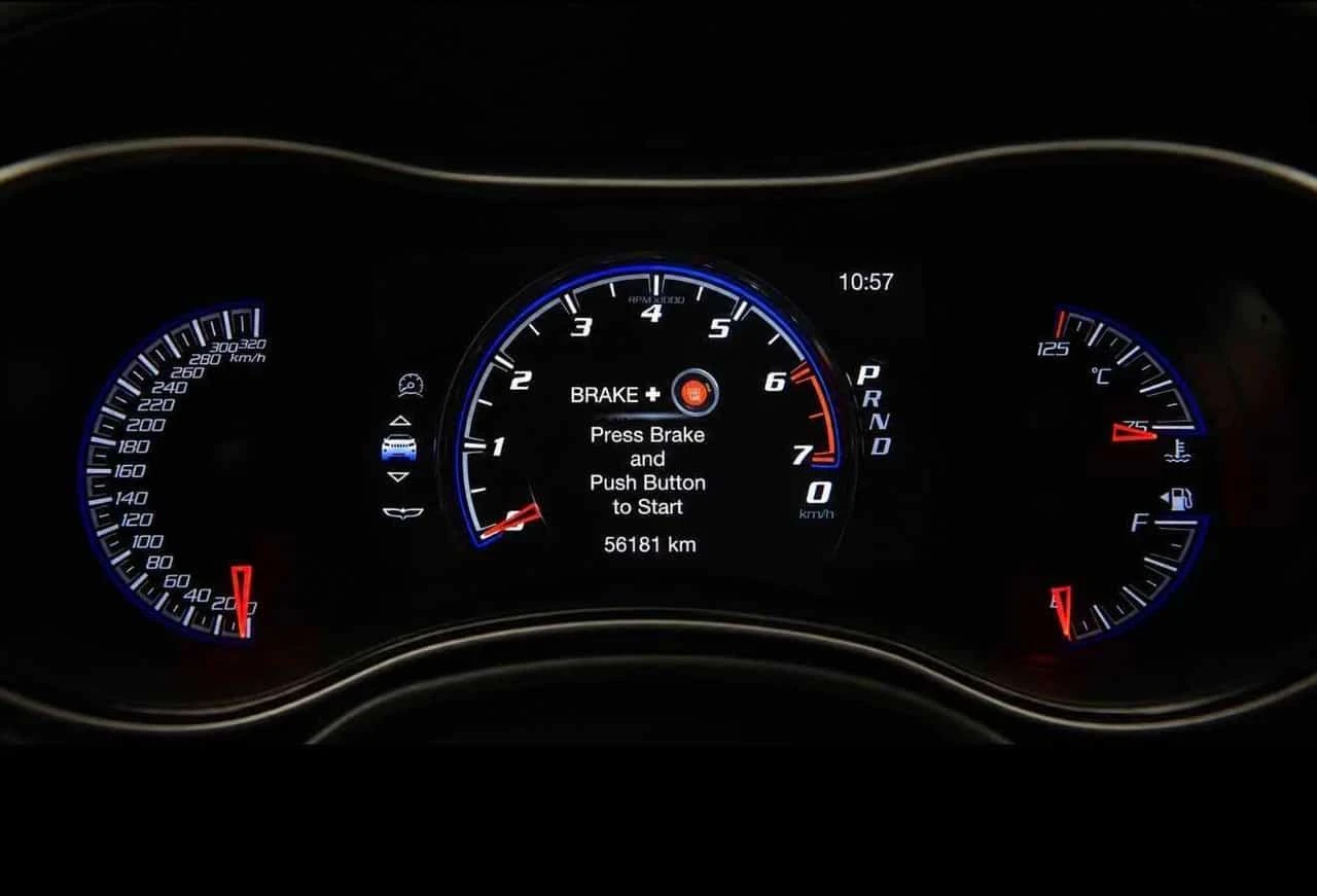 Jeep Grand cherokee Trackhawk SRT / Harman Kardon / DISTRONIC /CARFAX , снимка 8 - Автомобили и джипове - 55650360