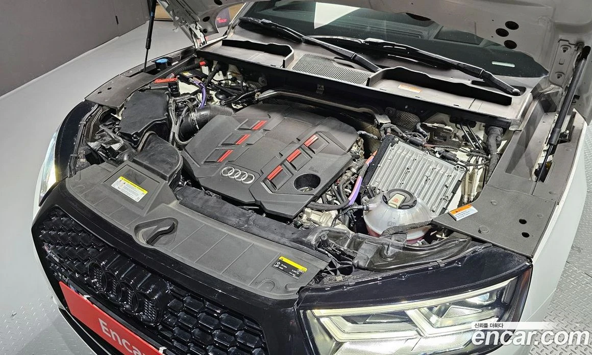 Audi SQ5 3.0 TDI Quattro, снимка 6 - Автомобили и джипове - 55676681