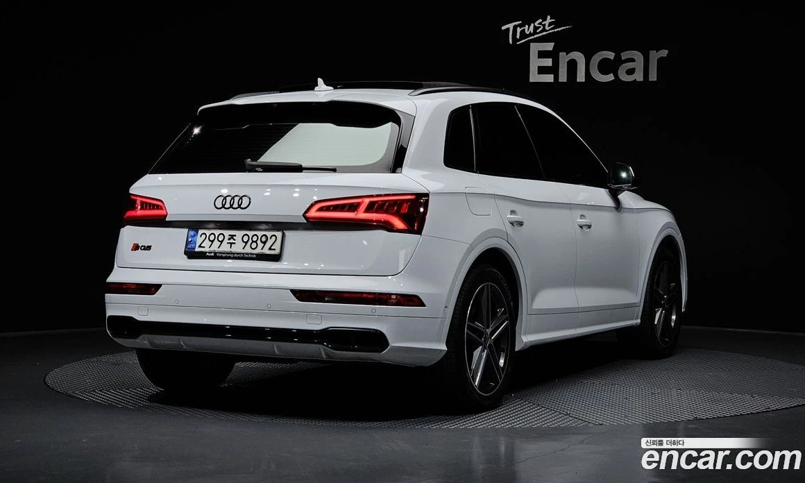 Audi SQ5 3.0 TDI Quattro, снимка 2 - Автомобили и джипове - 55676681