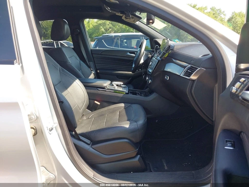 Mercedes-Benz GLE 450 AMG * ОБДУХВАНЕ * H&K * CARFAX * , снимка 10 - Автомобили и джипове - 55879042