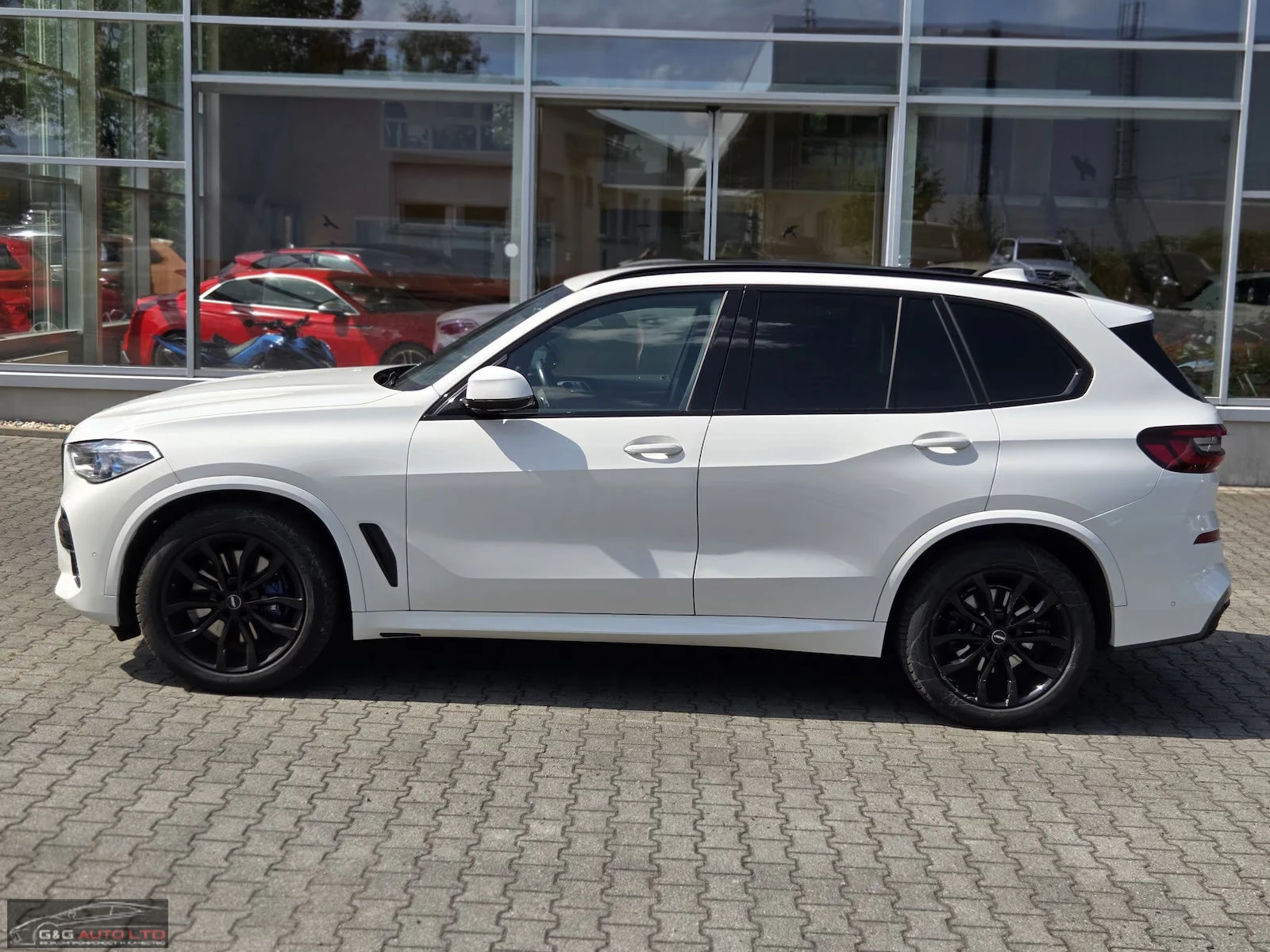 BMW X5 xDrive30d/286HP/M-SPORT/LASER/HUD/AHK/CAM/697q, снимка 3 - Автомобили и джипове - 56213790