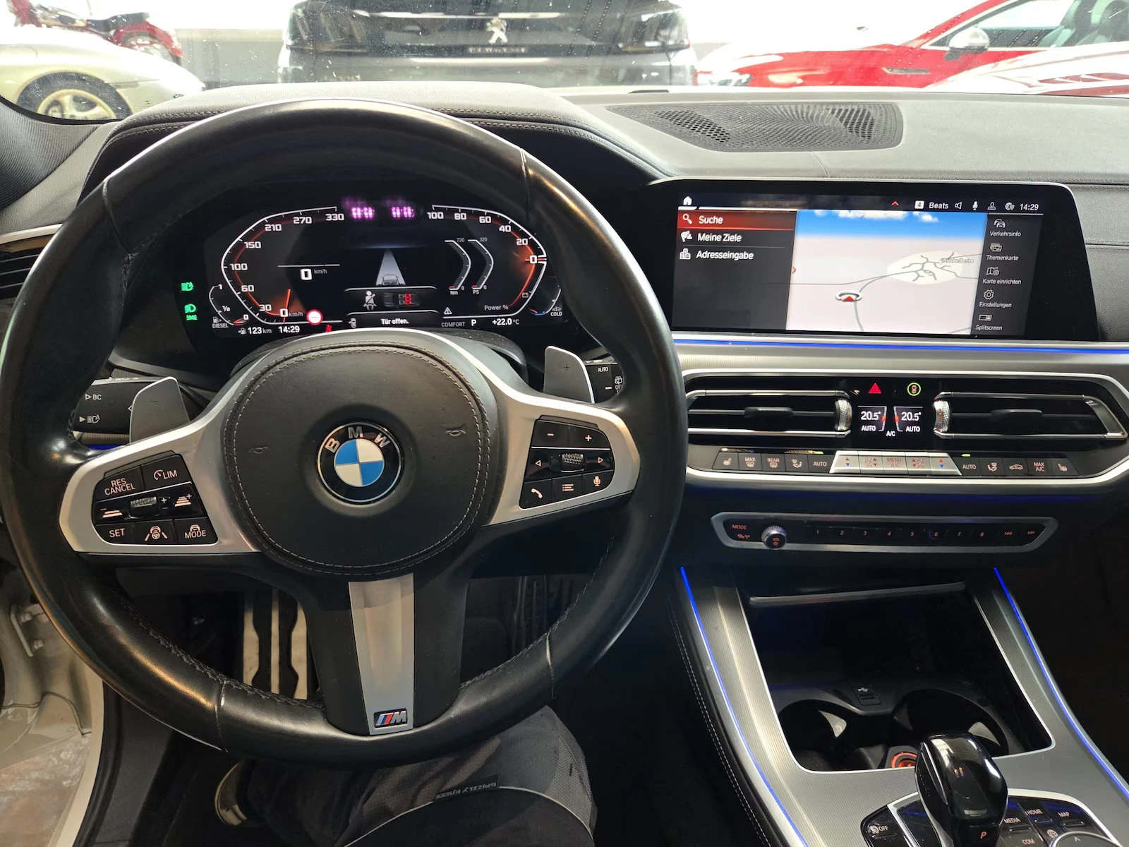 BMW X5 xDrive30d/286HP/M-SPORT/LASER/HUD/AHK/CAM/697q, снимка 8 - Автомобили и джипове - 56213790