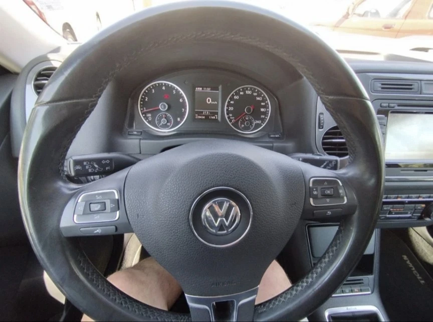 VW Tiguan 2.0 tsi/4Motion/Швейцария , снимка 8 - Автомобили и джипове - 56303603