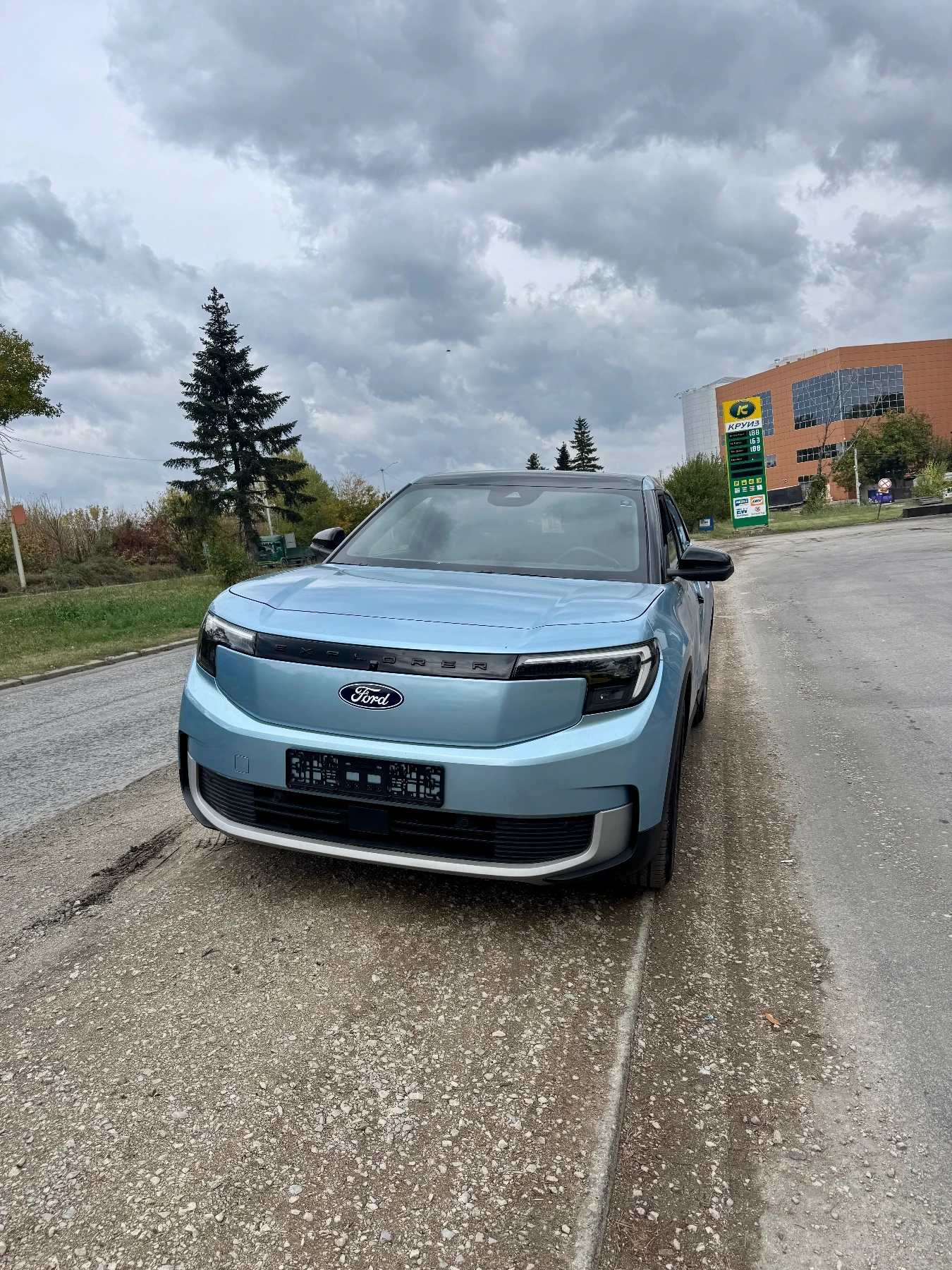Ford Explorer, снимка 2 - Автомобили и джипове - 56504548
