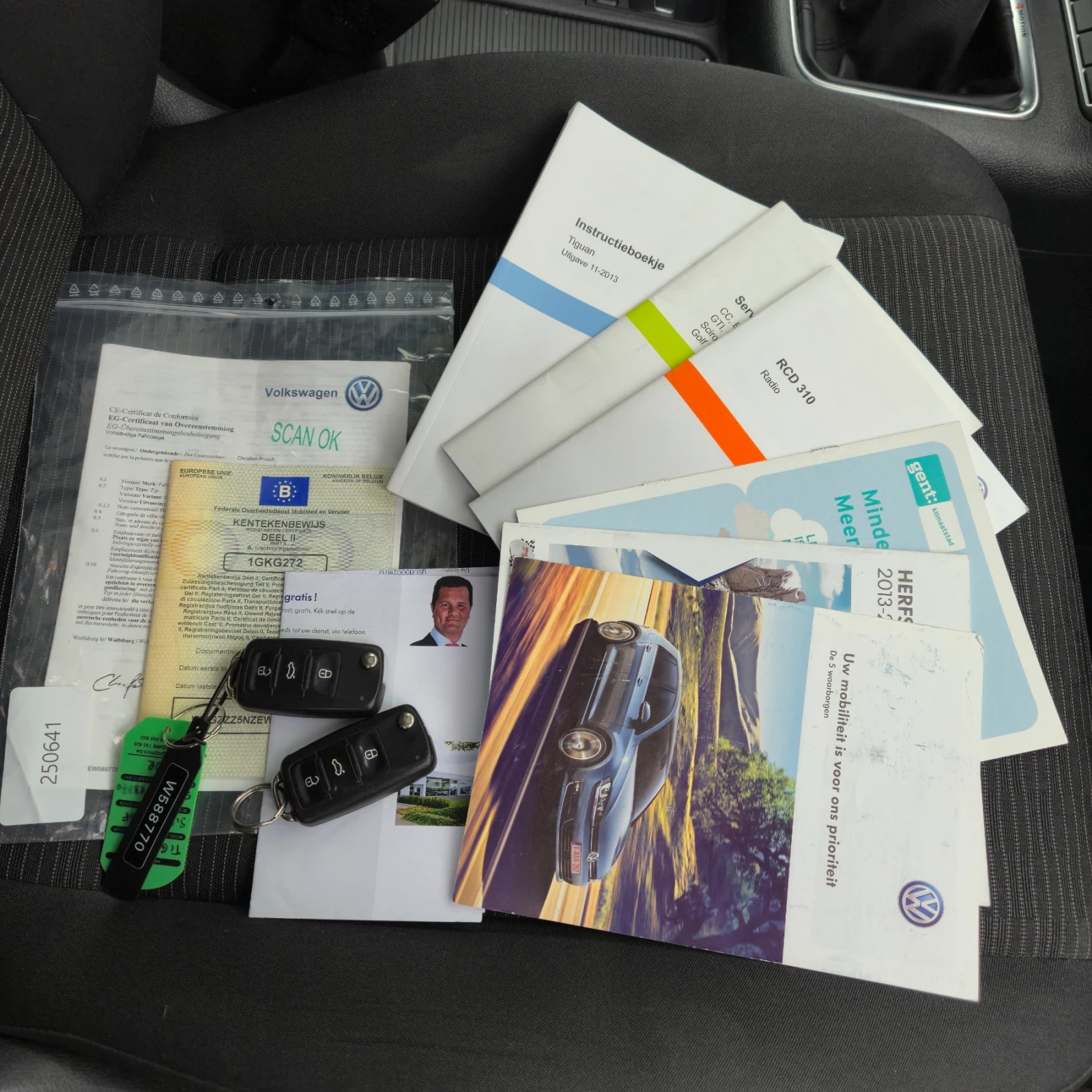 VW Tiguan 2.0 TDi 4 MOTION, снимка 16 - Автомобили и джипове - 56665908