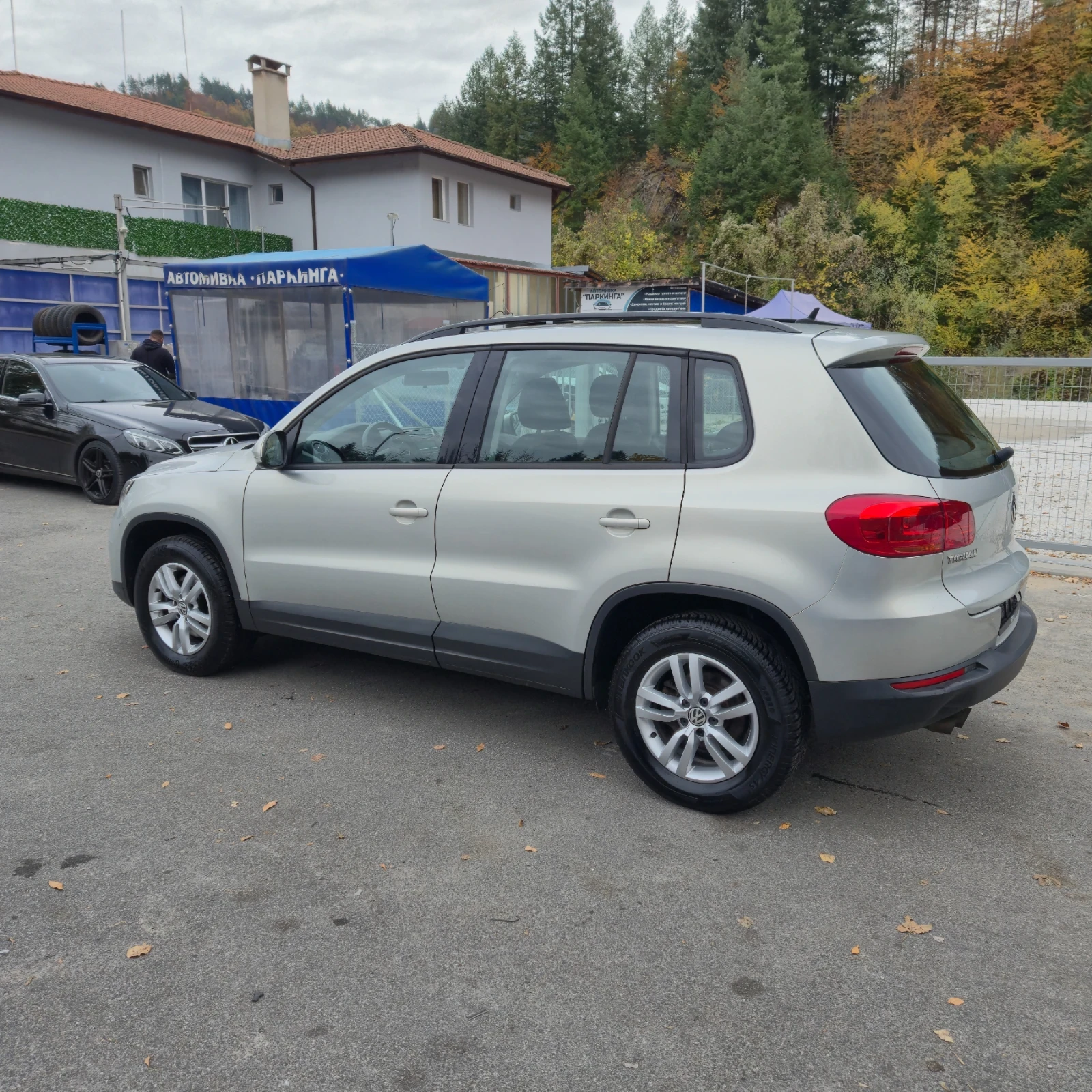 VW Tiguan 2.0 TDi 4 MOTION, снимка 8 - Автомобили и джипове - 56665908